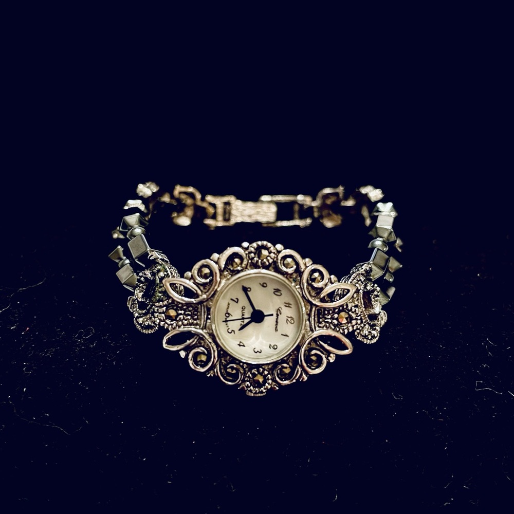 Marquisite 🖤Watch - Picture 2 of 4